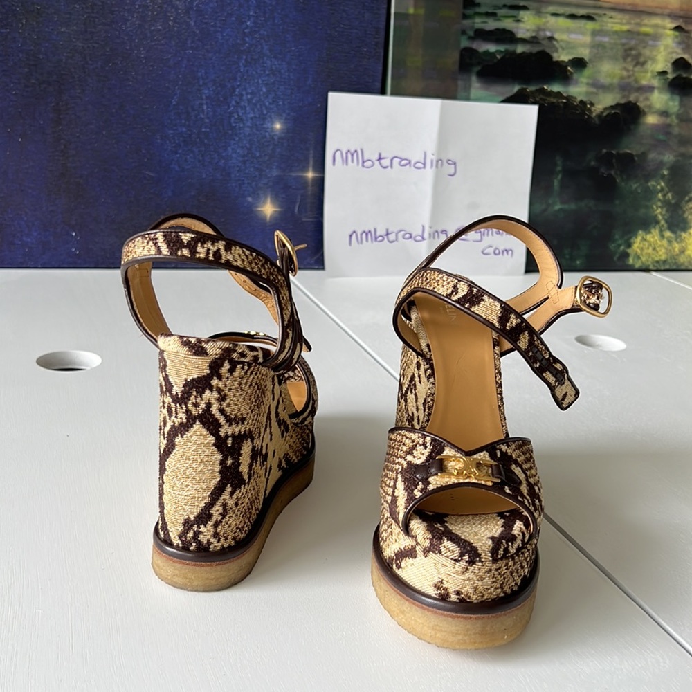 Celine made in Italy all over leopard print open toe size 7M(37) strappy wedges - Picture 8 of 17